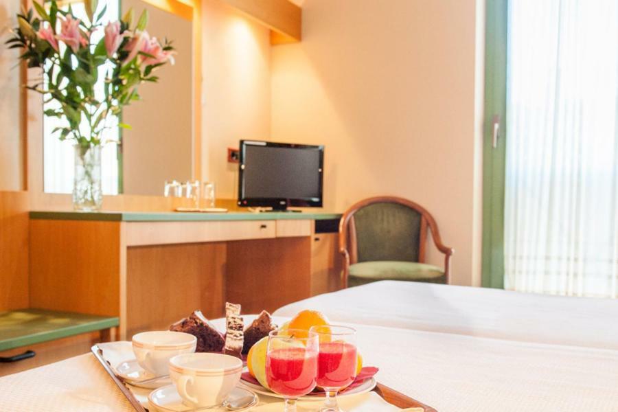 Hotel Miralago San Zeno di Montagna Eksteriør bilde